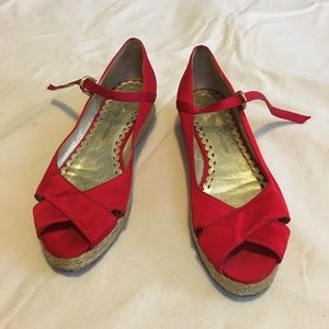 Juicy Couture peep toe satin shoes